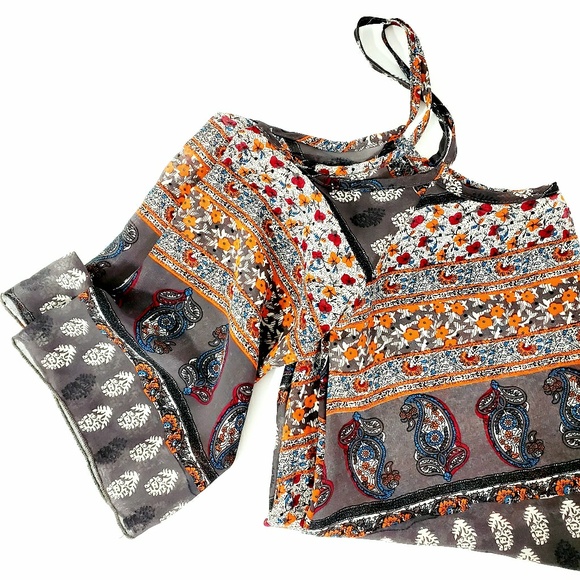 Sheer Off-Shoulder Boho Floral Print Flowy Blouse - Picture 6 of 7